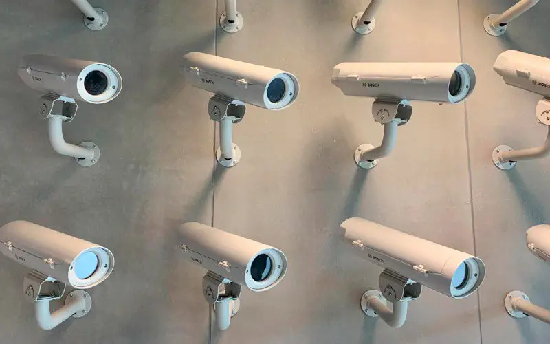 How to install security cameras in home